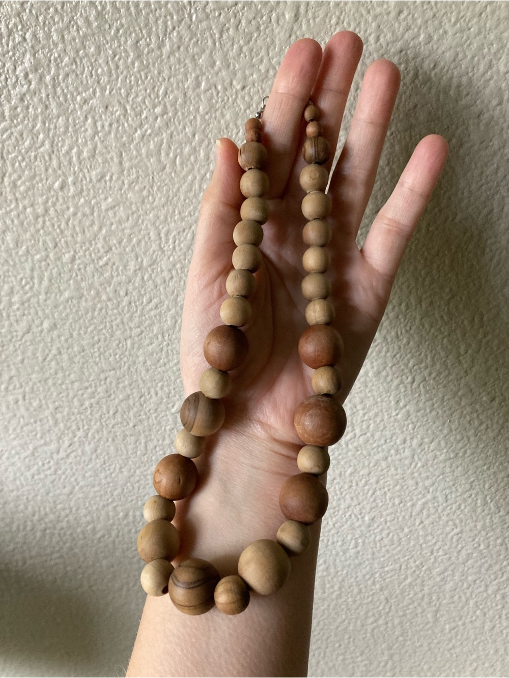 Natural Wooden Bead Necklace - - Picture 3 of 8